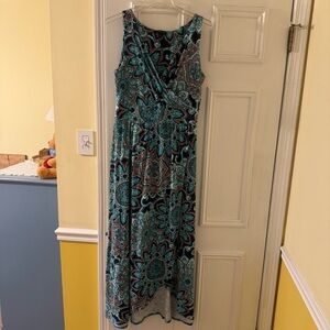 Lands' End Teal and Navy Patterned Maxi Dress with Coordinating Necklace